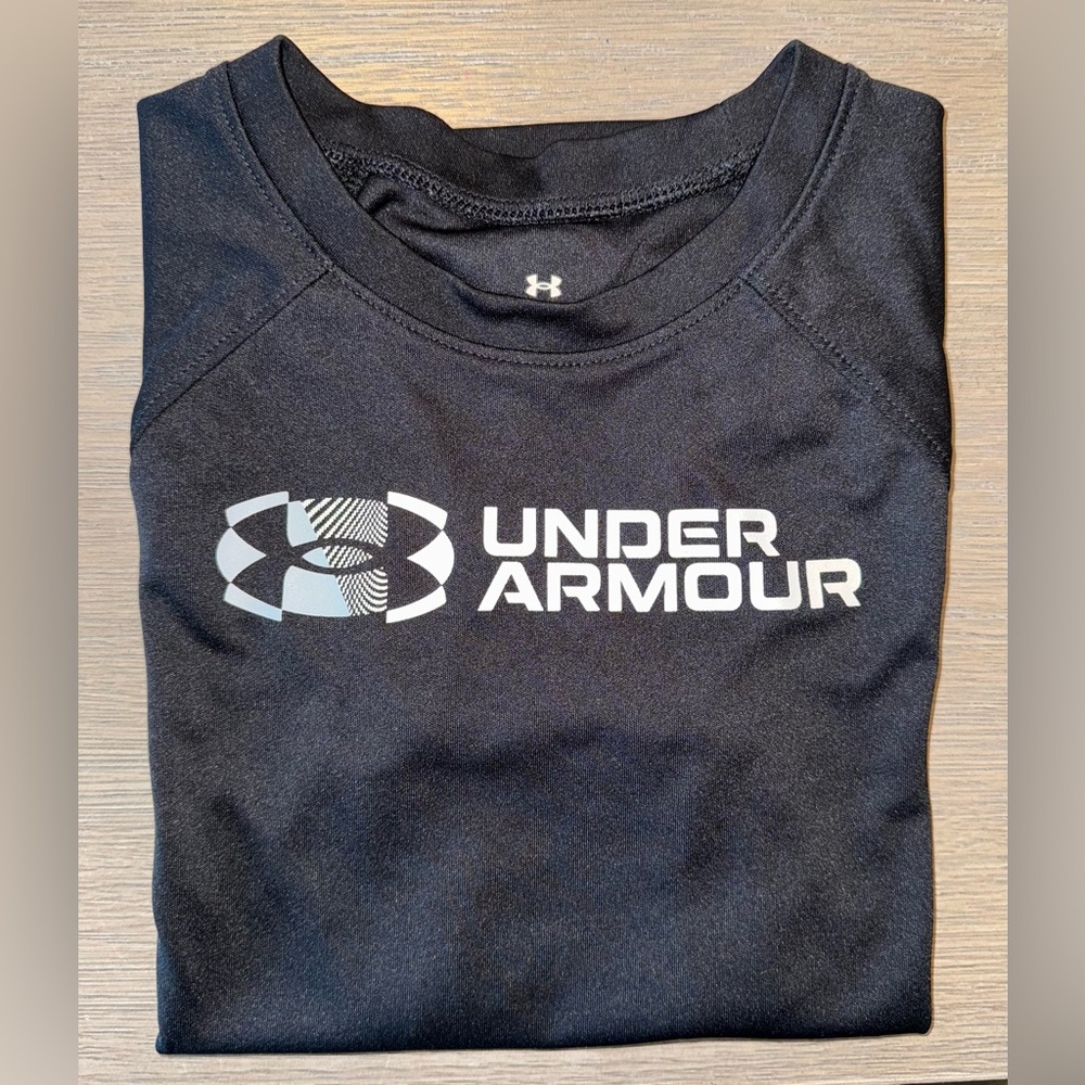 Under Armour Kids Black Short Sleeve Tee